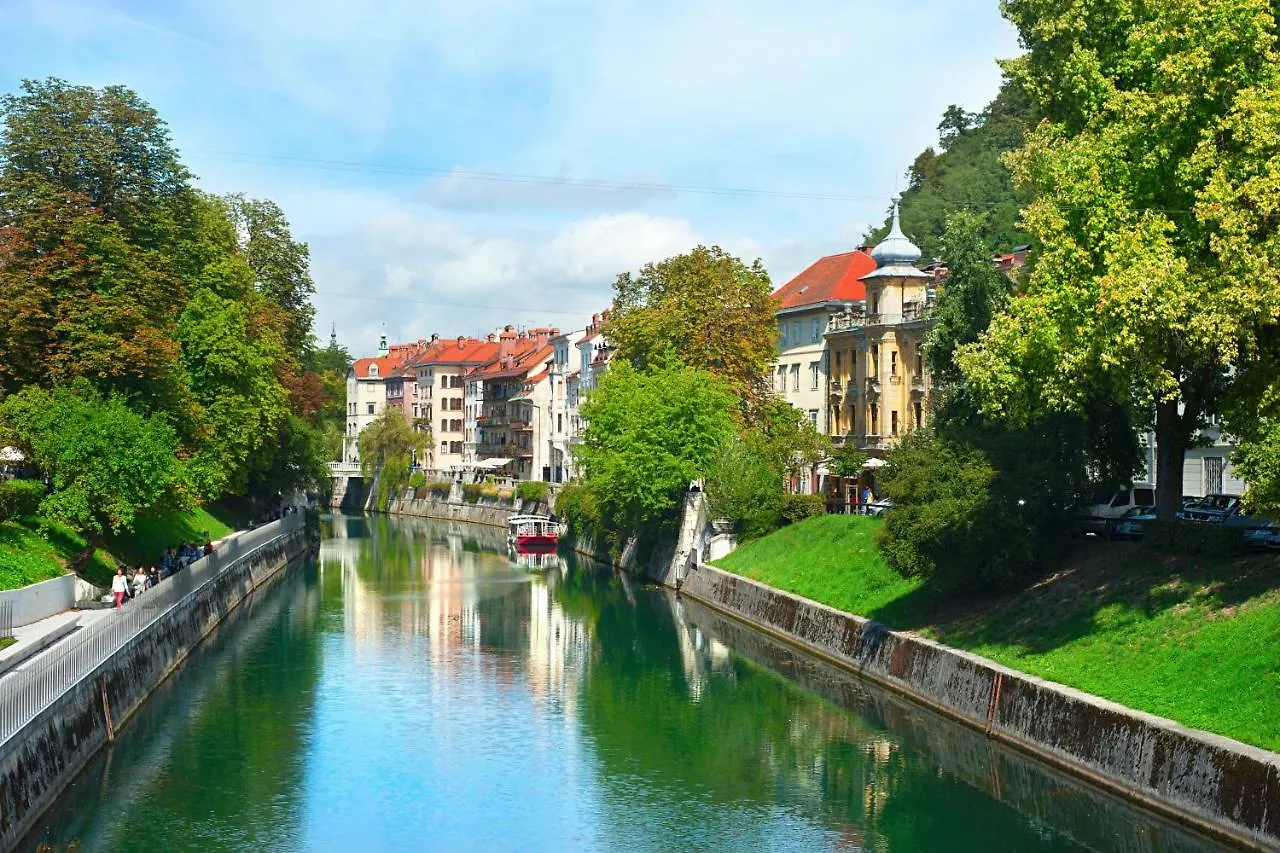 Apartment Optim Ljubljana Slovenia