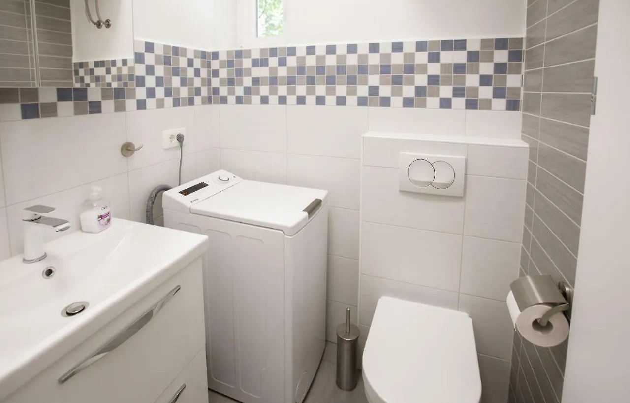 Apartment Optim Lubiana 0*,  Slovenia